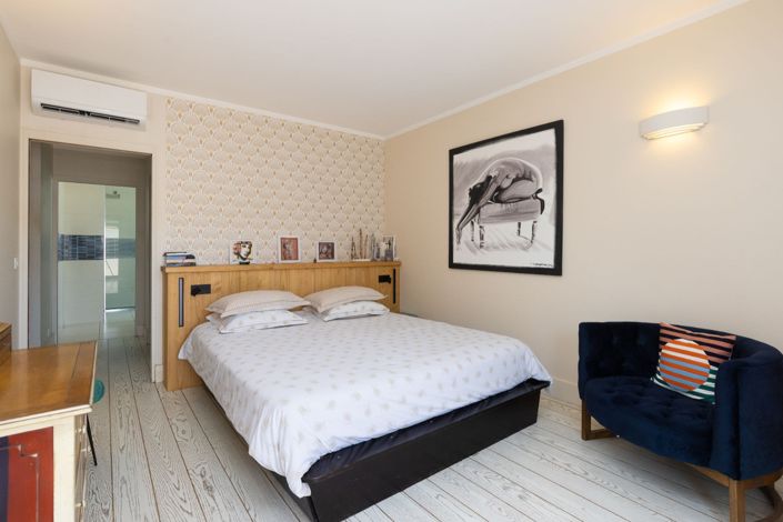 Image No.11-5 Bed House for sale