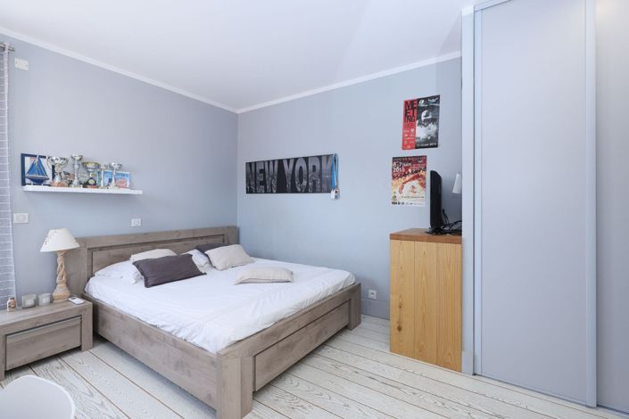 Image No.19-5 Bed House for sale