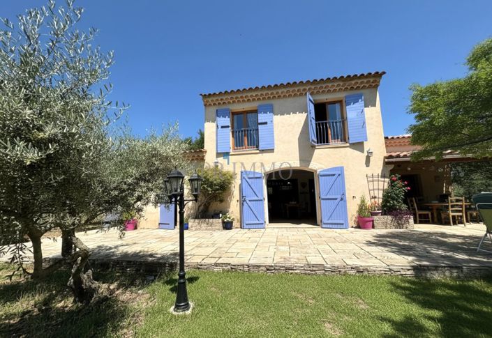 Image No.2-4 Bed House for sale