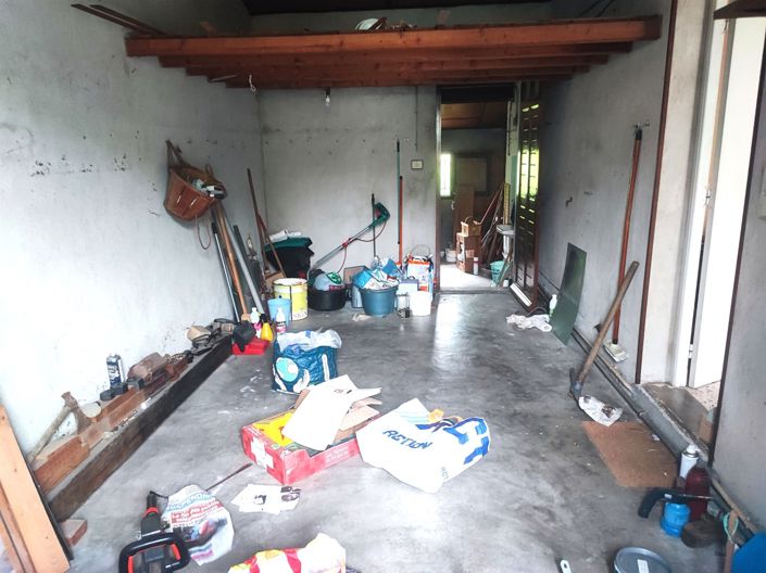 Image No.18-3 Bed House for sale