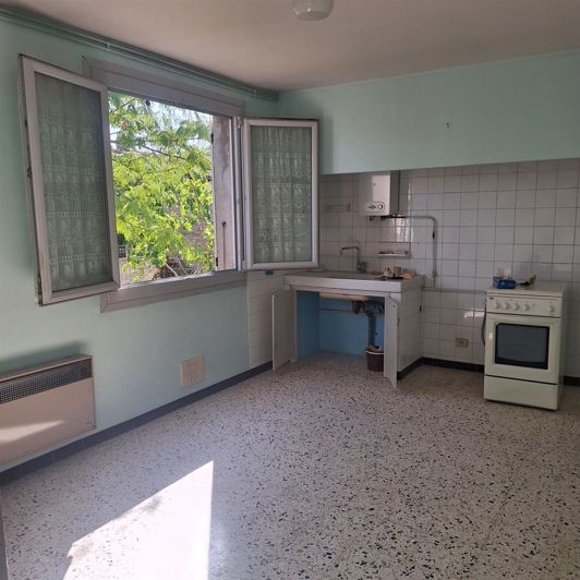 Image No.21-3 Bed House for sale