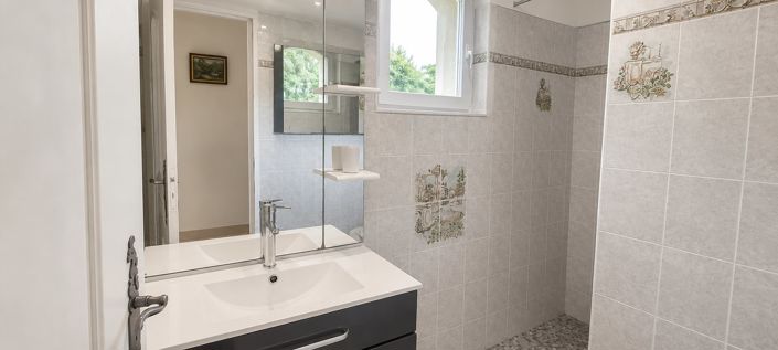 Image No.16-4 Bed House for sale