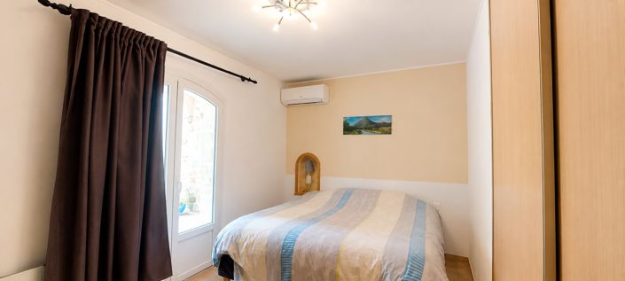 Image No.17-4 Bed House for sale