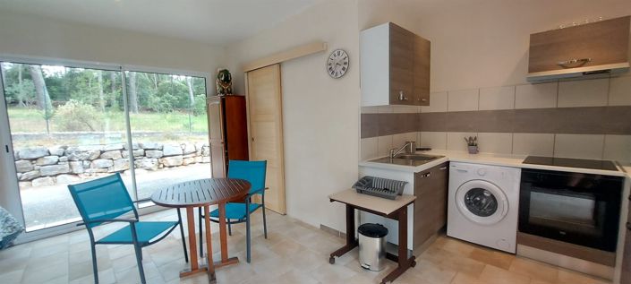 Image No.19-4 Bed House for sale