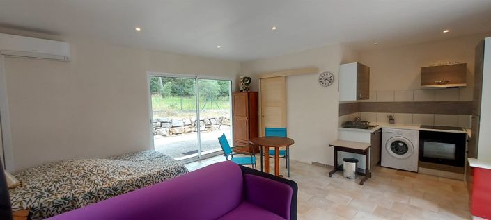Image No.20-4 Bed House for sale