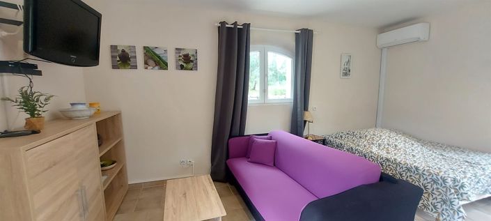 Image No.21-4 Bed House for sale