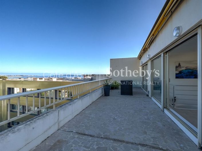 Image No.12-3 Bed Apartment for sale