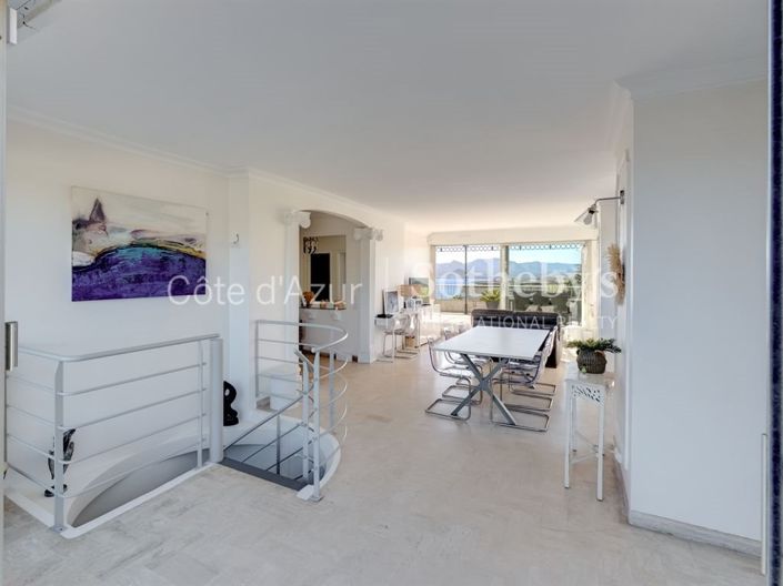 Image No.13-3 Bed Apartment for sale