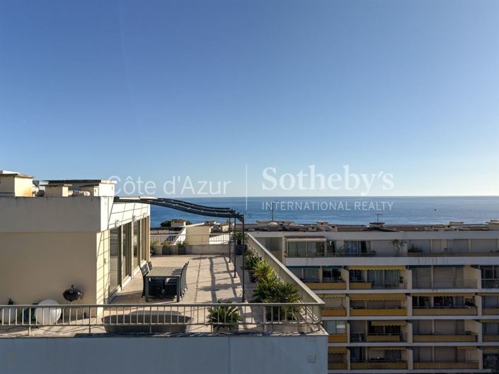Image No.17-3 Bed Apartment for sale