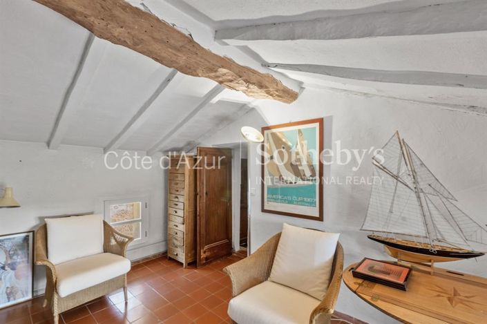 Image No.14-5 Bed Property for sale