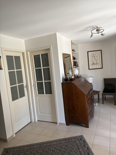 Image No.15-4 Bed House for sale