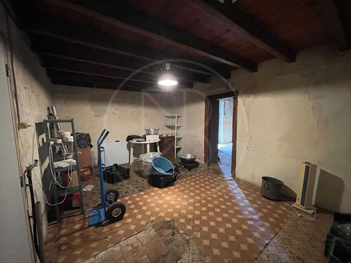 Image No.13-3 Bed House for sale