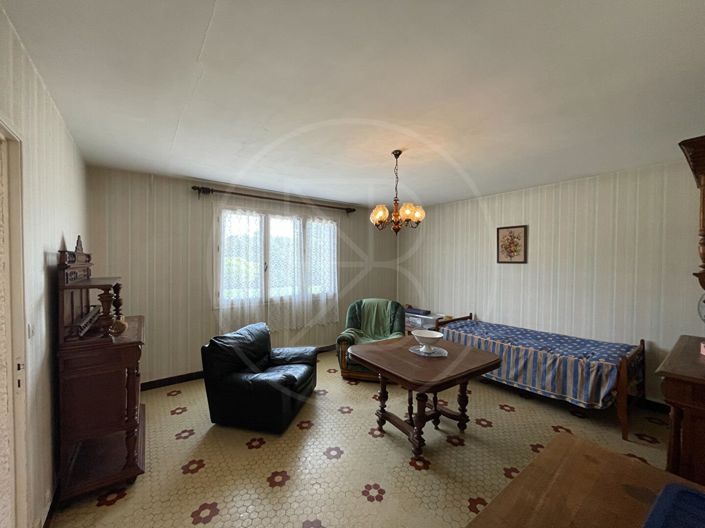 Image No.3-3 Bed House for sale