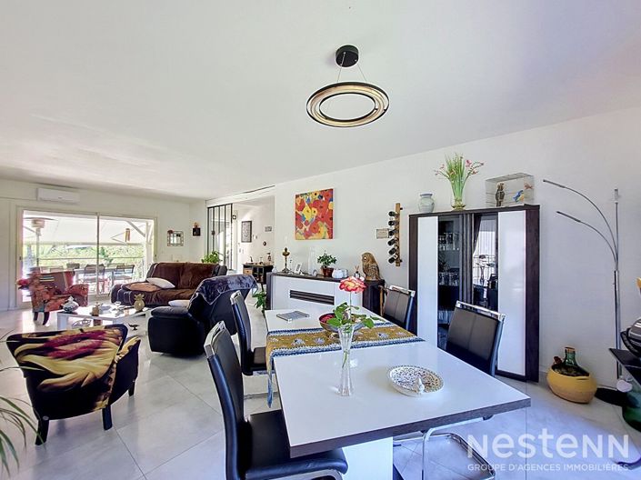 Image No.10-3 Bed House for sale