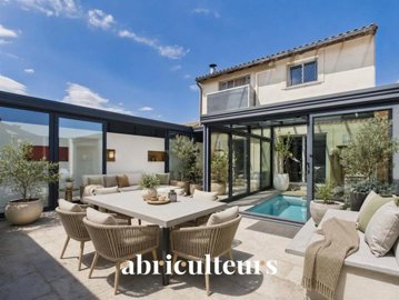 1 - Le Bouscat, House