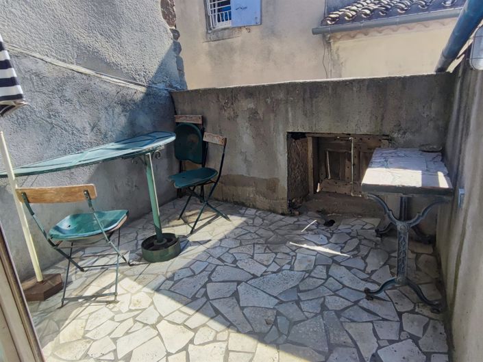 Image No.12-1 Bed House for sale