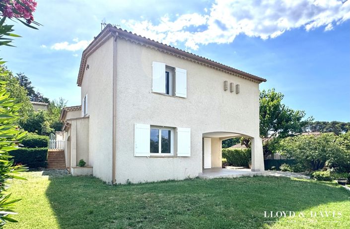 Image No.12-5 Bed House for sale