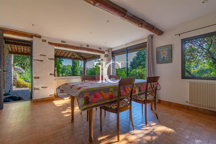 Image No.10-4 Bed House for sale