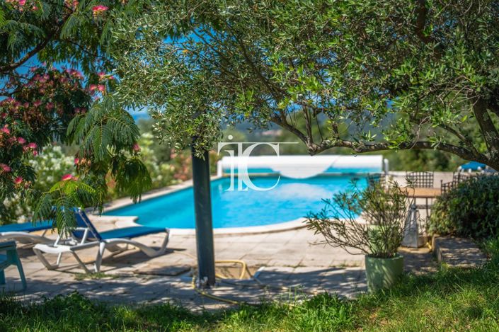 Image No.16-7 Bed House for sale