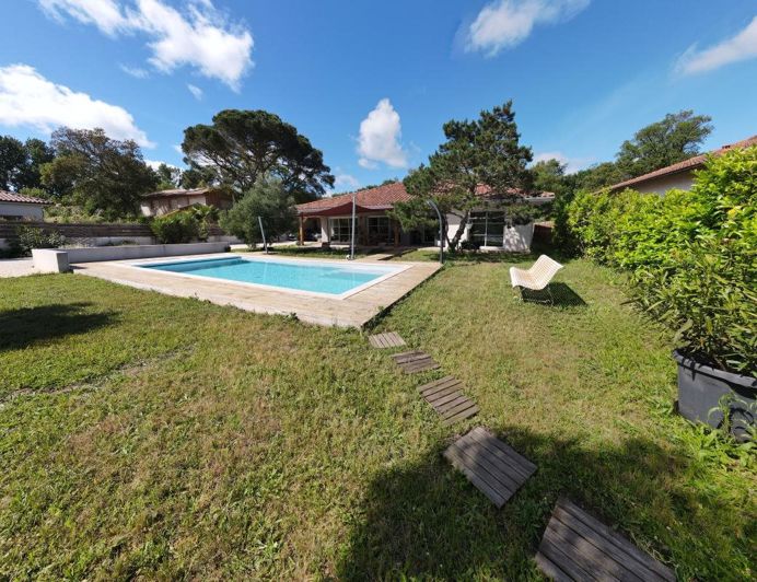 Image No.21-4 Bed House for sale