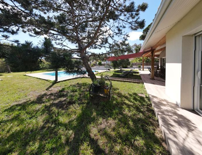 Image No.23-4 Bed House for sale