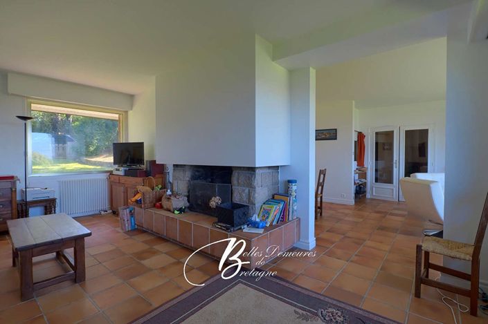 Image No.9-5 Bed House for sale