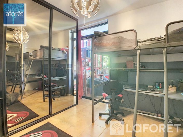 Image No.11-1 Bed Apartment for sale
