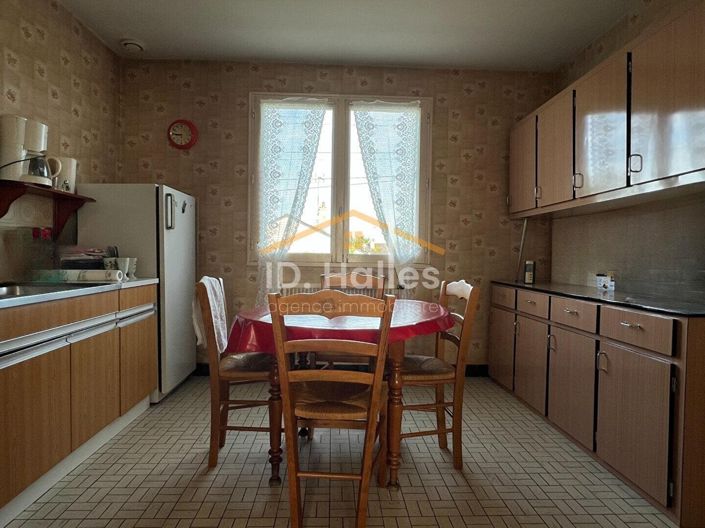 Image No.4-2 Bed House for sale