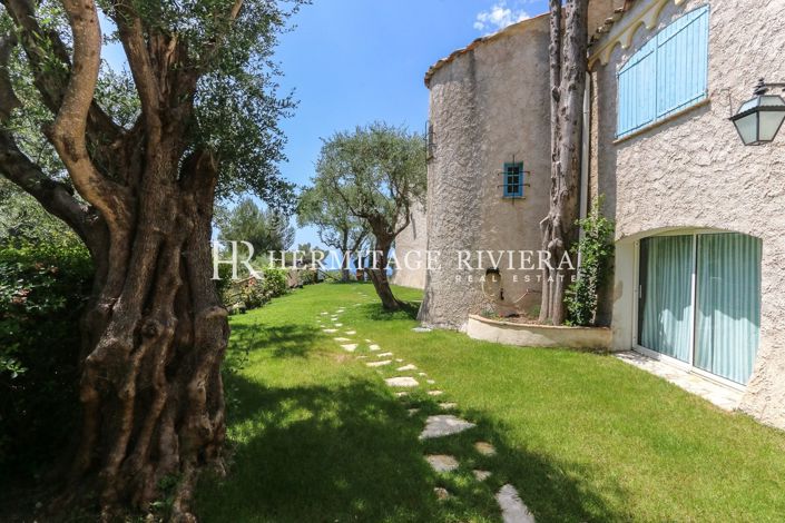 Image No.17-4 Bed House for sale