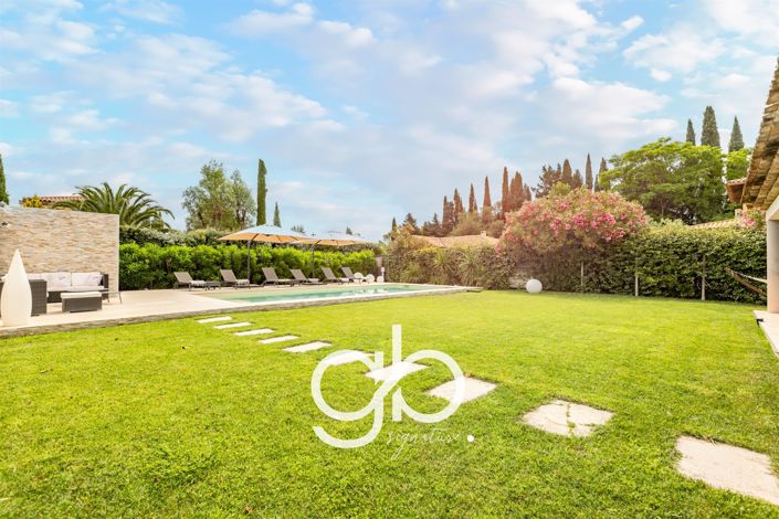 Image No.3-5 Bed House for sale