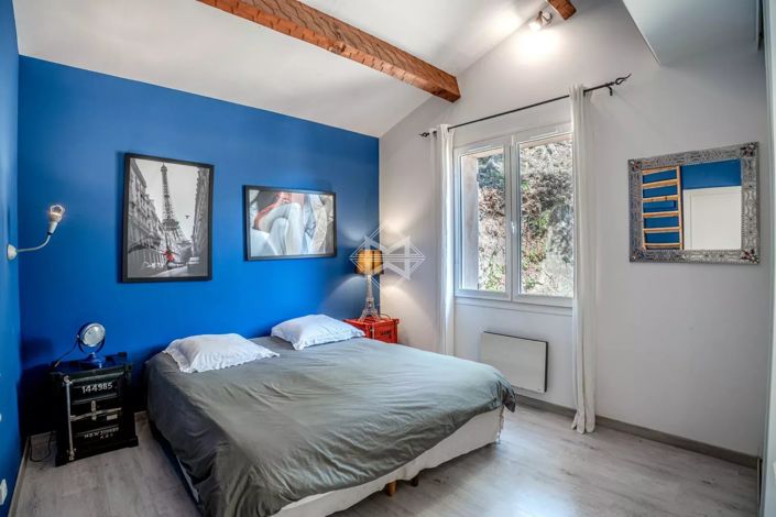 Image No.10-4 Bed House for sale