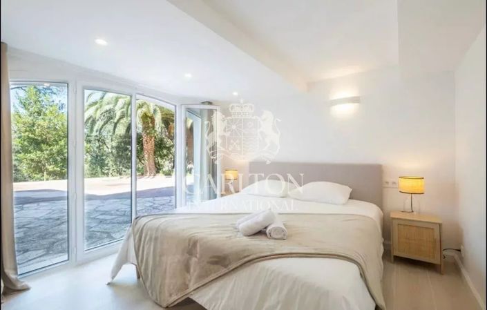Image No.11-6 Bed House for sale