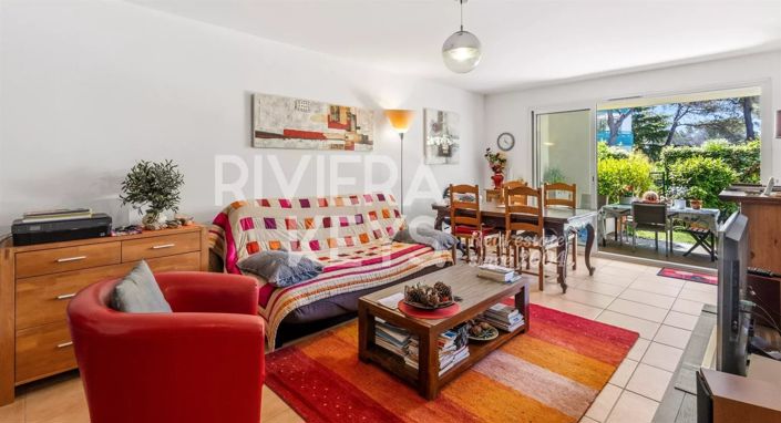 Image No.3-Appartement de 2 chambres à vendre à Saint-Raphael