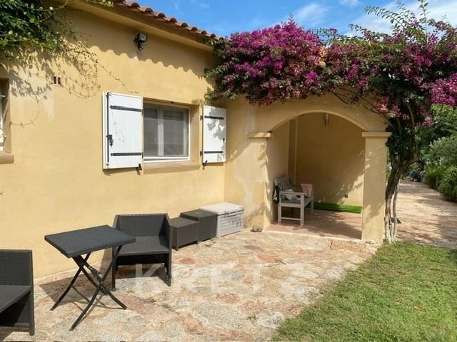 Image No.4-4 Bed House for sale