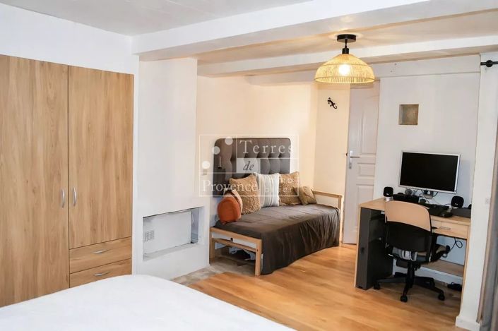 Image No.7-2 Bed House for sale