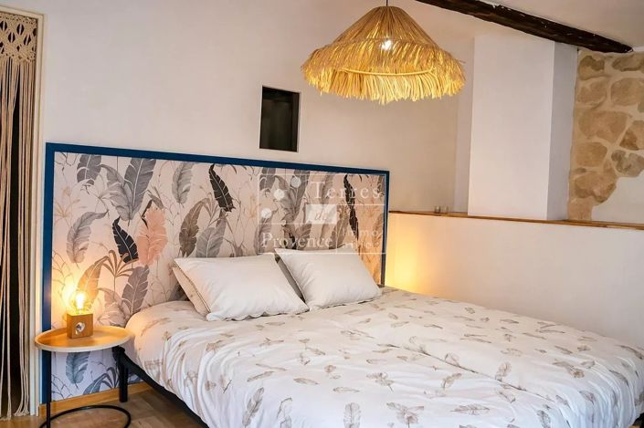 Image No.8-2 Bed House for sale
