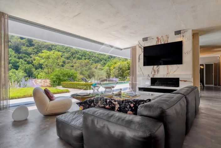 Image No.4-4 Bed House for sale