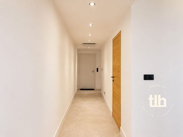 Image No.18-3 Bed Apartment for sale