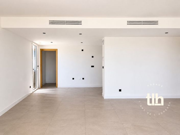 Image No.9-3 Bed Apartment for sale