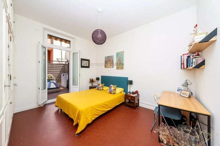 Image No.11-3 Bed Apartment for sale