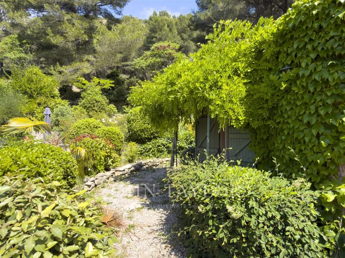 Image No.16-House for sale