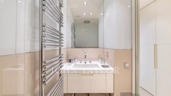 Image No.13-4 Bed Apartment for sale