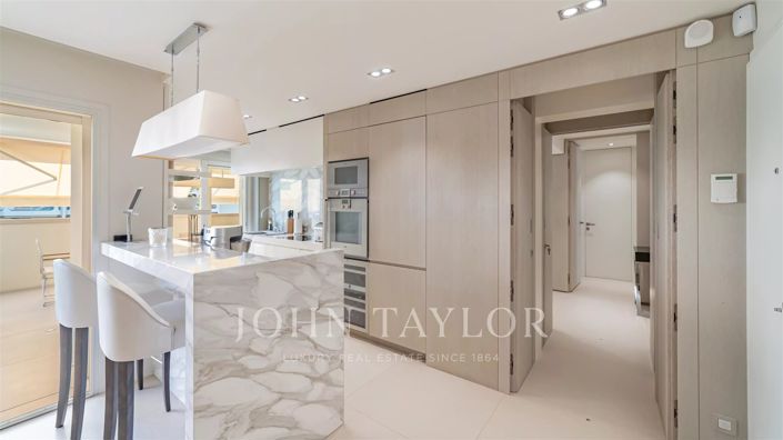 Image No.7-4 Bed Apartment for sale