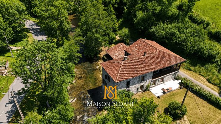 Image No.26-6 Bed House for sale