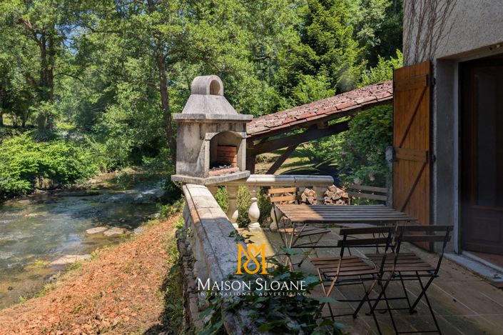 Image No.4-6 Bed House for sale