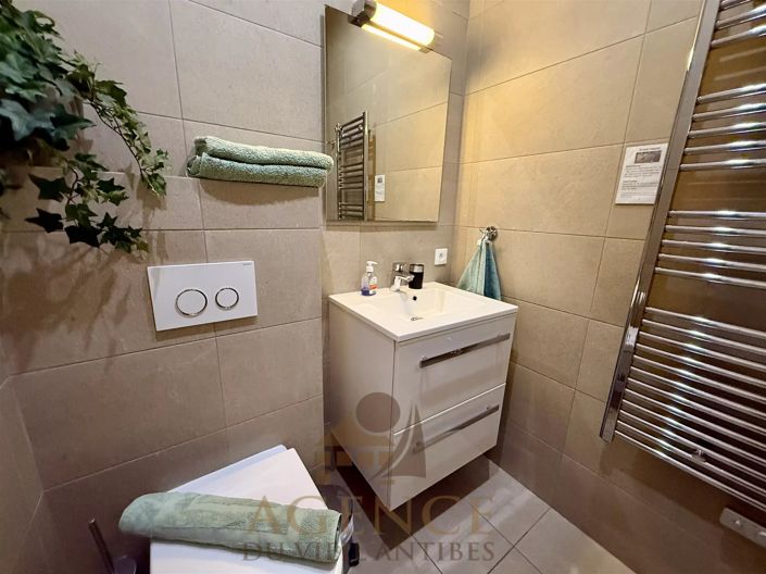 Image No.6-Apartment for sale