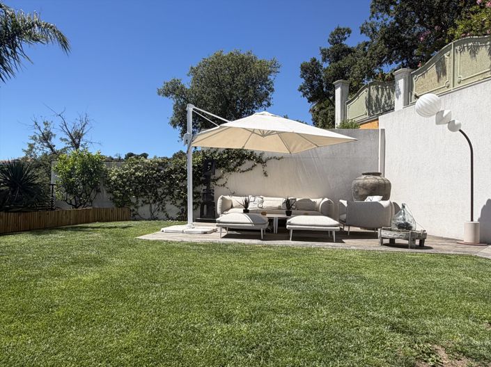 Image No.18-4 Bed House for sale