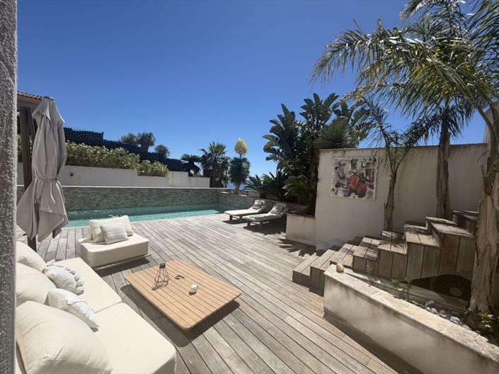 Image No.27-4 Bed House for sale
