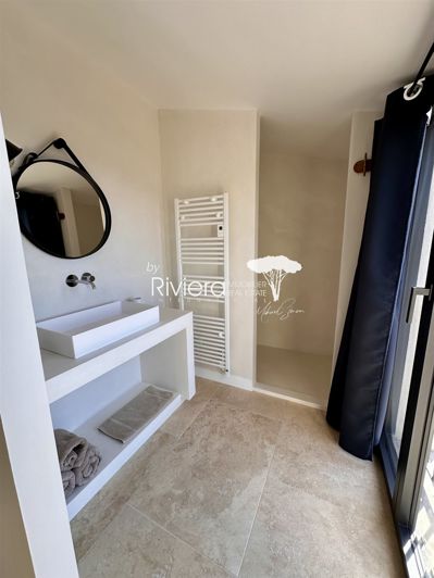 Image No.24-4 Bed House for sale