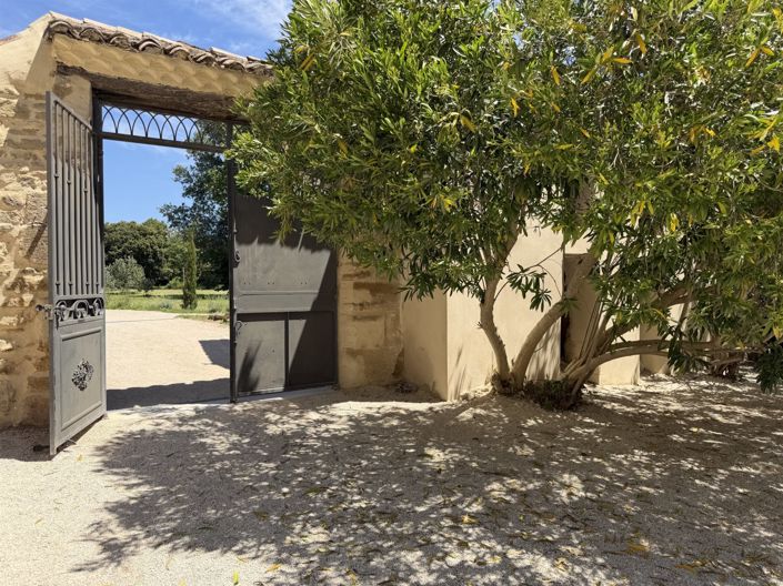 Image No.10-4 Bed House for sale